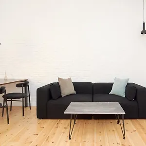 https://charismatic-and-cozy-apartment-in-the-heart-of-copenhagen.copenhagenhotelselect.com