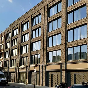 https://commercial-road-by-viridian-apartments.cambridgehotelsuk.com